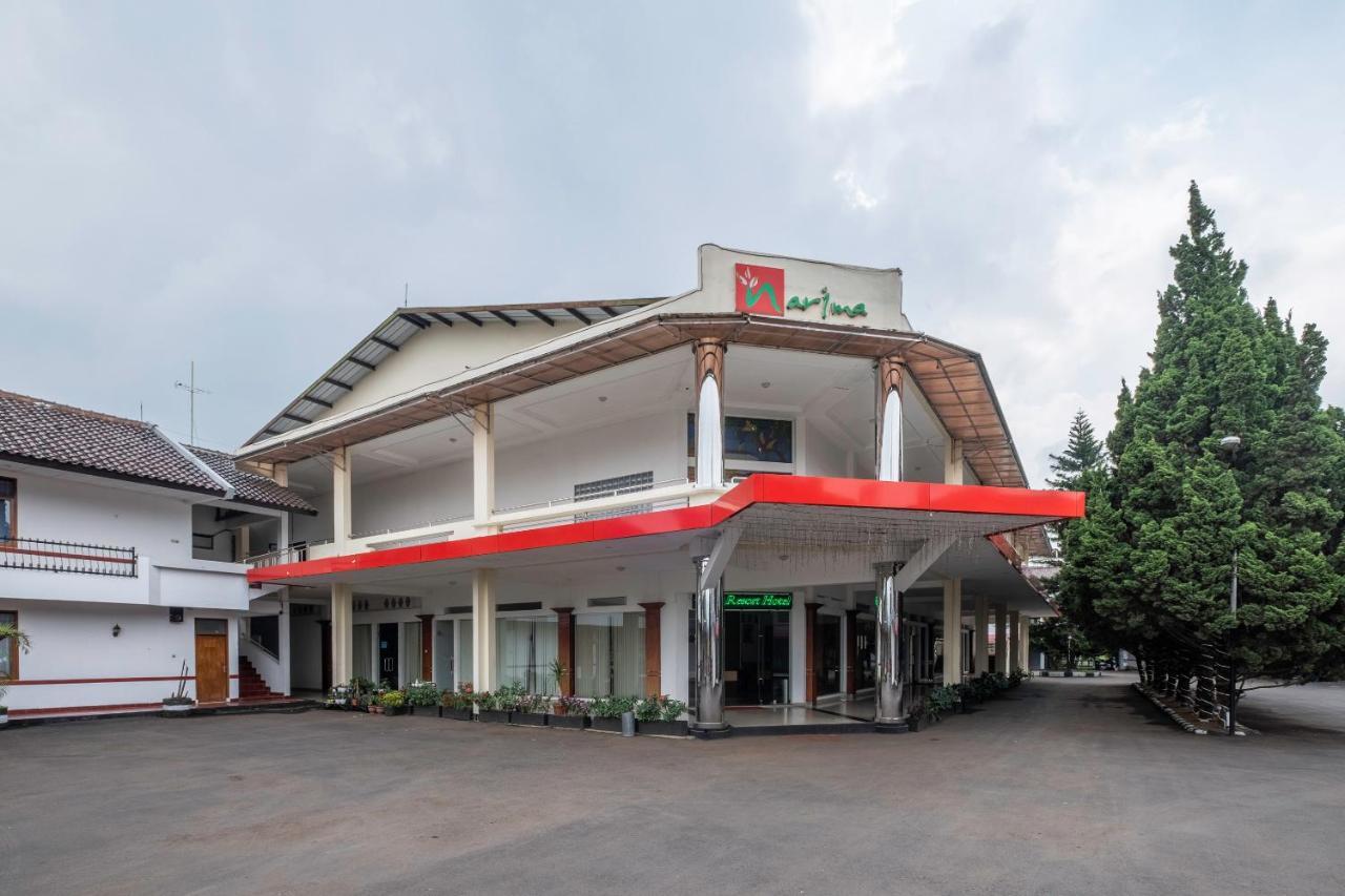 Narima Resort Hotel Лембанг Екстер'єр фото